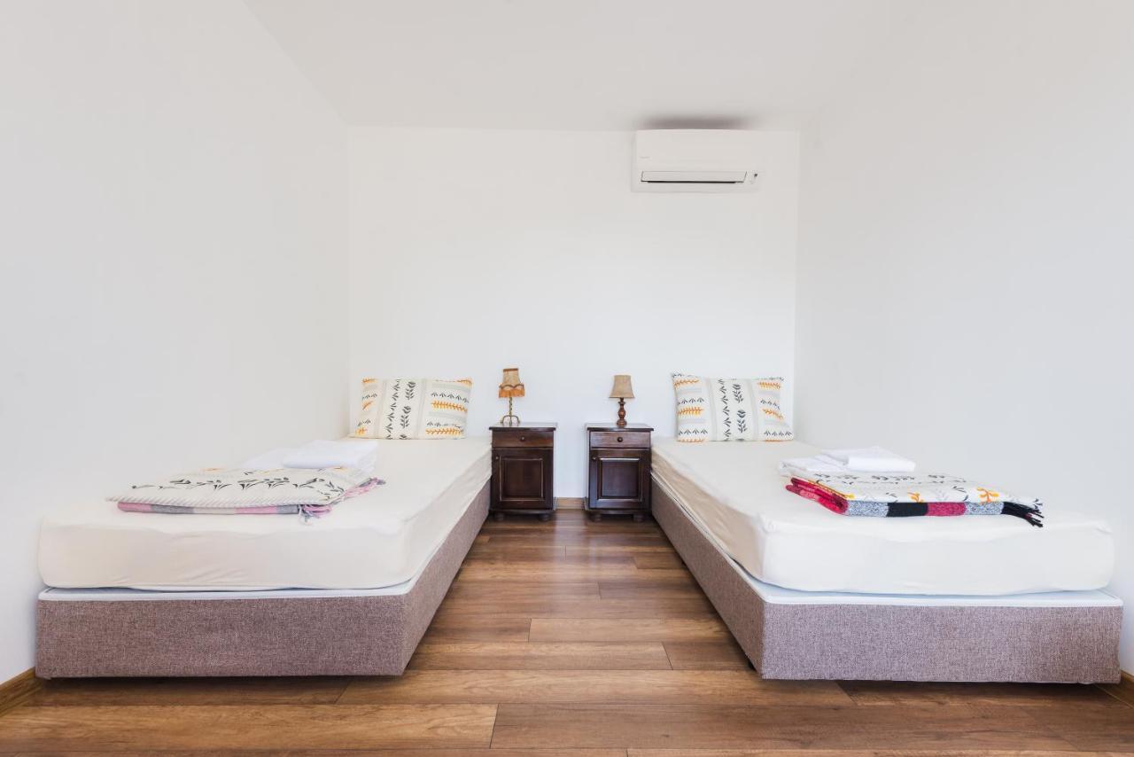 Guest House Hristova Kashta - Христова Къща Cherni Vrukh Bagian luar foto