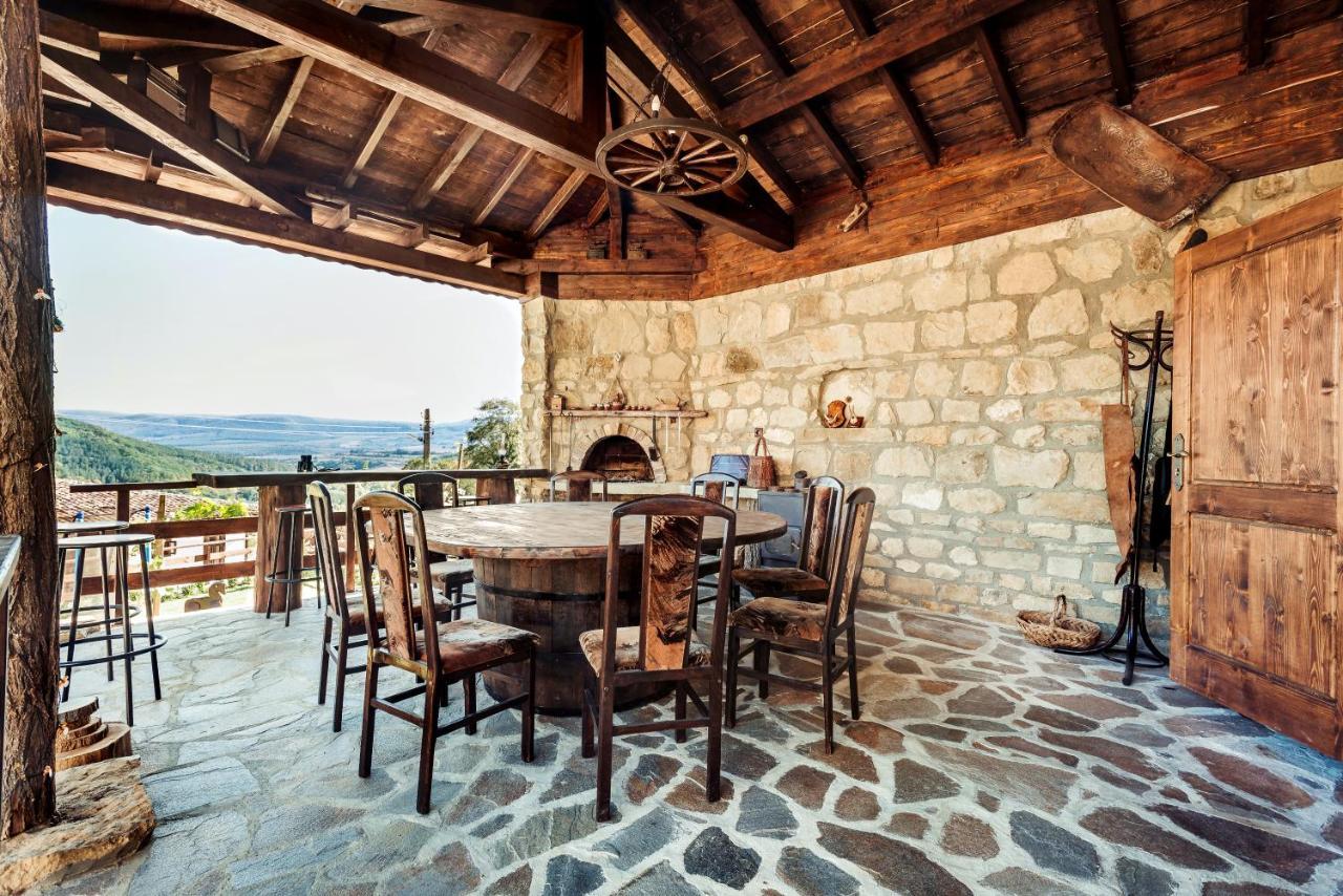 Guest House Hristova Kashta - Христова Къща Cherni Vrukh Bagian luar foto