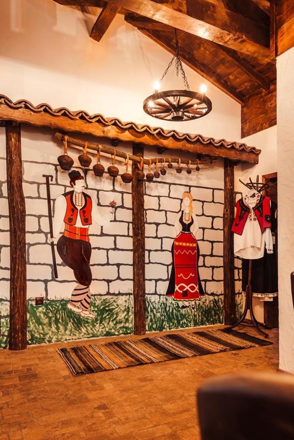 Guest House Hristova Kashta - Христова Къща Cherni Vrukh Bagian luar foto